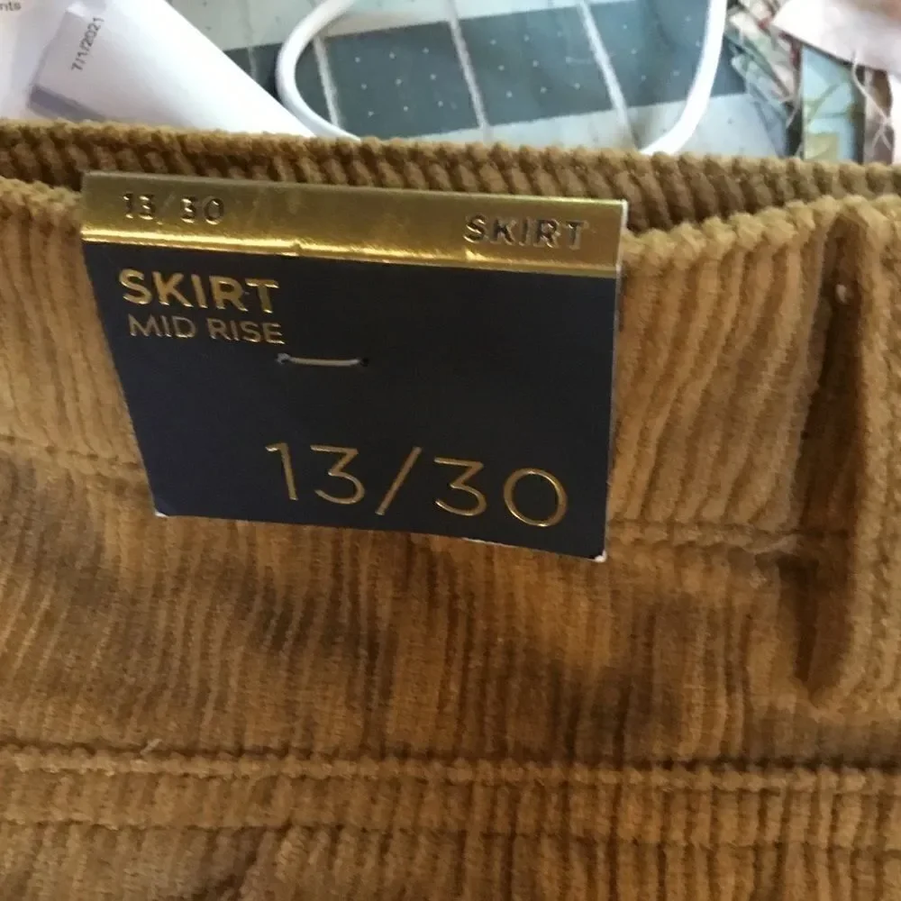 NWT Indigo Rein Brand Camel Corduroy Skirt.  13